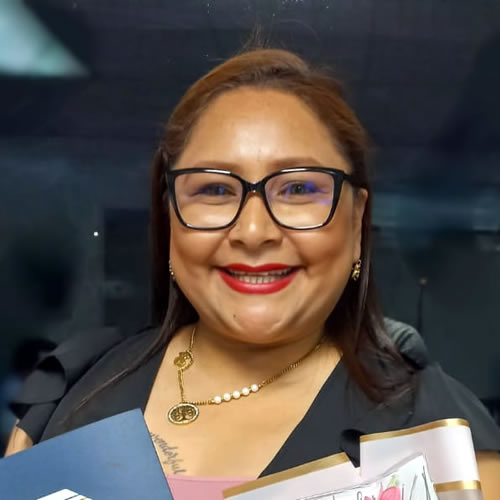 Silvia Henández.